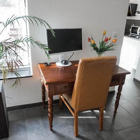 Neu Gebautes Apartment Mit Sonnenterasse In Der Naehe Vom Siebengebirge & Bonn Königswinter Extérieur photo